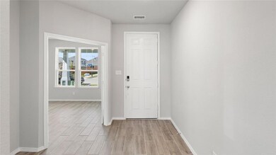 2553 Brookside  Entry