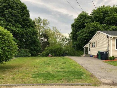 24 Ross St, Nashua, NH 03060 - photo 3