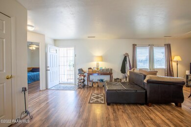 ECL_6364-2-HDR