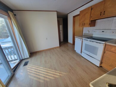 185 Elm St, Brewer, ME 04412 - photo 4