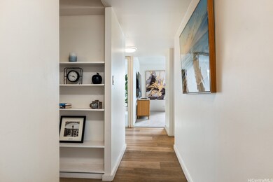 The Parkview unit 3A, Honolulu, HI 96815 - photo 2