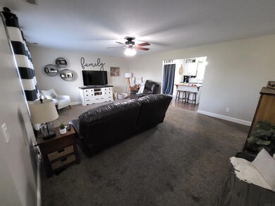 821 Abundance Place, Churubusco, IN 46723 - photo 7