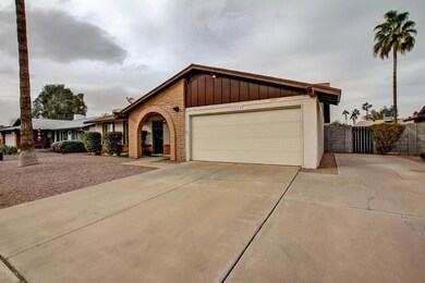 2574 W Bentrup St, Chandler, AZ 85224 - photo 3