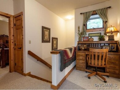 130 Stoney Falls Loop unit 302, Burnsville, NC 28714 - photo 2