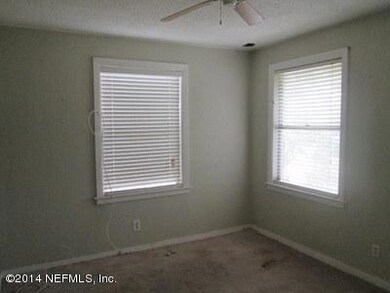 9661 Macarthur Ct S, Jacksonville, FL 32216 - photo 5