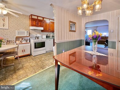 13 Stratford Rd, Glenolden, PA 19036 - photo 7