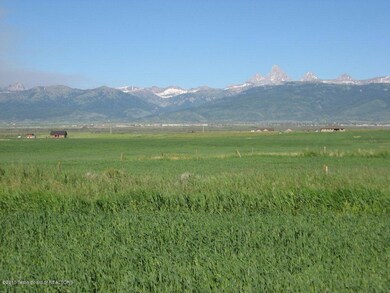 Teton view looking east