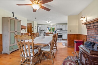 40 Mendon St, Upton, MA 01568 - photo 7