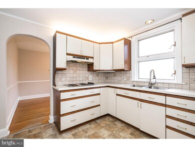 1225 Olive St, Coatesville, PA 19320 - photo 6