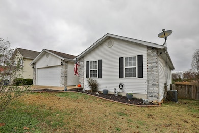 130 Pickett Ridge Ct, Kirbyville, MO 65679 - photo 2