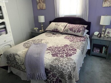 Bedroom, Primary