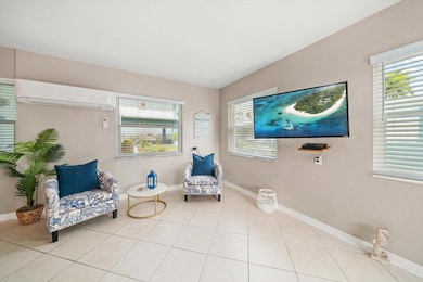 16 Paradise Ln unit 101, Treasure Island, FL 33706 - photo 4