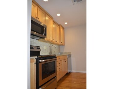 1300 Lagrange St unit 1300, Chestnut Hill, MA 02467 - photo 4