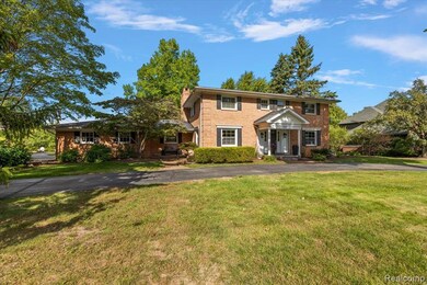 3340 Kernway Dr, Bloomfield Hills, MI 48304 - photo 5