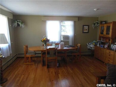 Dining Room. Dining room