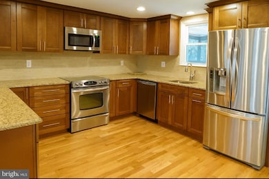 410 W 11th Ave, Conshohocken, PA 19428 - photo 5