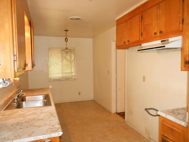 2494 Nebula St, Redding, CA 96002 - photo 4