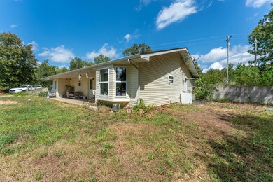 Home on 19 Acres001