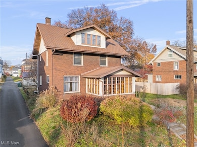 1117 17th St NW, Canton, OH 44703 - photo 2