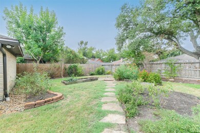 2012 Meadow Ln, Richmond, TX 77469 - photo 5