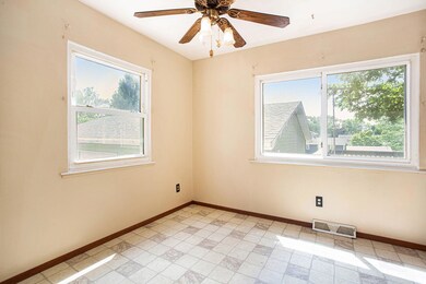 4132 Litchfield Dr, Dorr, MI 49323 - photo 4