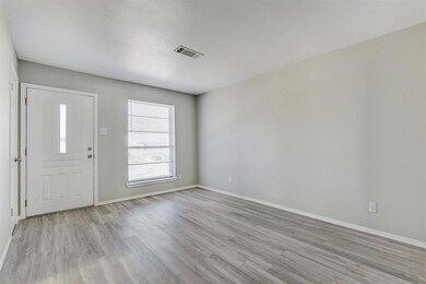 1818 S Travis Ave, Denison, TX 75021 - photo 6