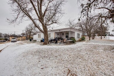 830 W Heron St, Denison, TX 75020 - photo 3