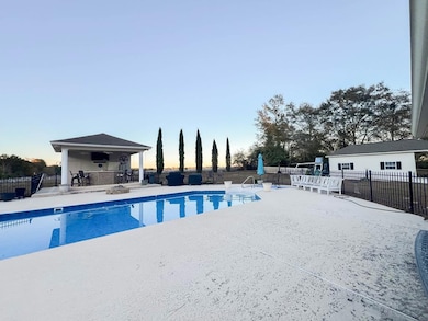 107 Dunbar Cir, Sylvester, GA 31791 - photo 2