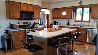 Bonus! All kitchen appliances stay with this home!