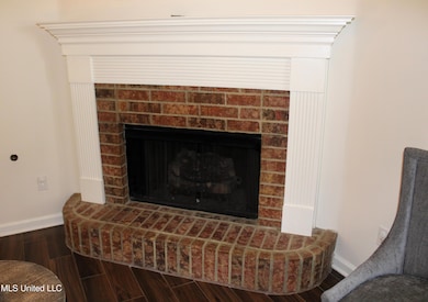 Fireplace with Gas Logs