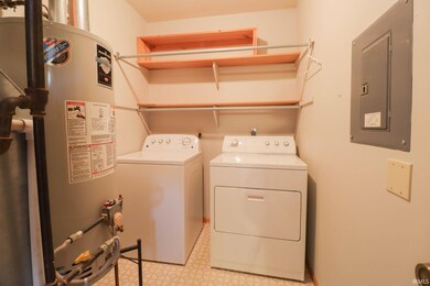 13522 Wheat Mill Ct, Grabill, IN 46741 - photo 4