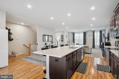 13506 Innovation Station Loop unit 2B, Herndon, VA 20171 - photo 5