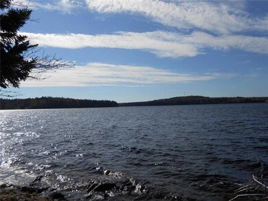 Other. Beachfront from common lot