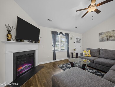 122 Tides End Dr, Surf City, NC 28445 - photo 5