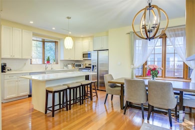 3520 159th St, Flushing, NY 11358 - photo 6