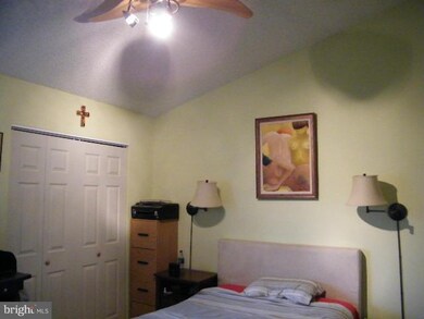 11715 Summerchase Cir unit E, Reston, VA 20194 - photo 6