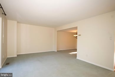 16 Castlehill Ct, Lutherville Timonium, MD 21093 - photo 7