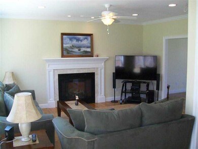 205 Teaberry Ln, Tiverton, RI 02878 - photo 4