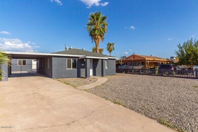 2027 N 28th Place, Phoenix, AZ 85008 - photo 2