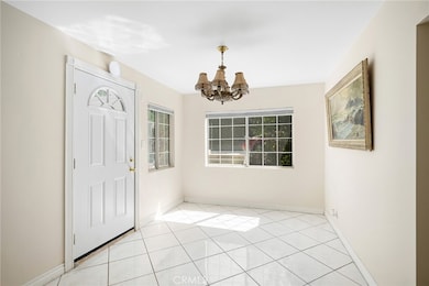 2728 Mayfield Ave unit B, La Crescenta, CA 91214 - photo 2