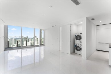 Aston Martin Residences unit 5209, Miami, FL 33131 - photo 3