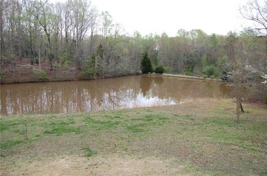 388 Countryside Acres Dr, Asheboro, NC 27205 - photo 4
