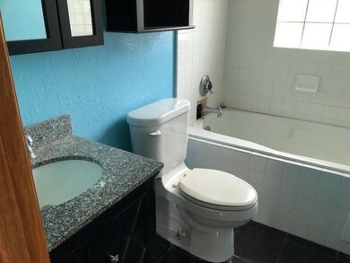 1635 9th St NW, Cedar Rapids, IA 52405 - photo 7