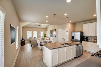 10574 Preserve Way, Shenandoah, TX 77385 - photo 7