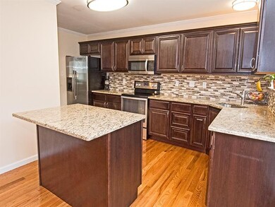 ALL STAINLESS STEEL APPLIANCES ( NEW STOVE, MICROW