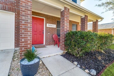 Cute walk up  appeal.  Southern charm front porch