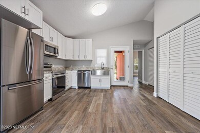 04-Kitchen