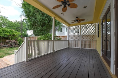 833 Columbia St, Houston, TX 77007 - photo 4