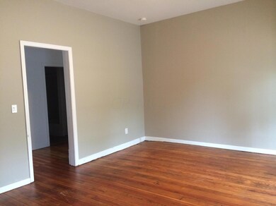 290 E Sycamore St, Columbus, OH 43206 - photo 2