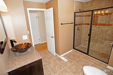 524 N Frolic Ave, Waukegan, IL 60085 - photo 5